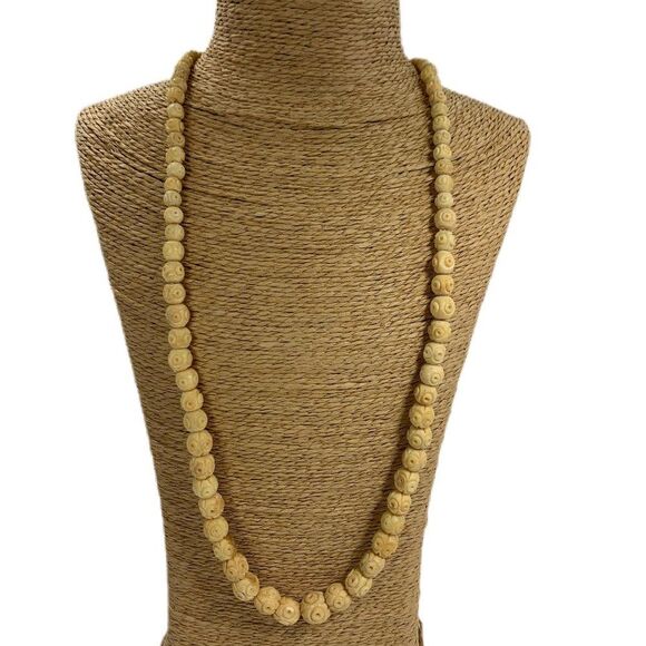 Vintage Carved Bead Necklace Graduated Boho Vintage Artsy Renaissance 27” - Picture 1 of 4